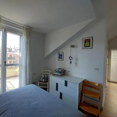 Mansarda Olgiati Zona Navigli Apartment Milan
