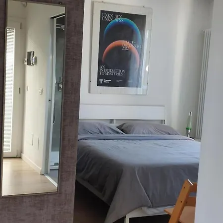 דירה Mansarda Olgiati Zona Navigli